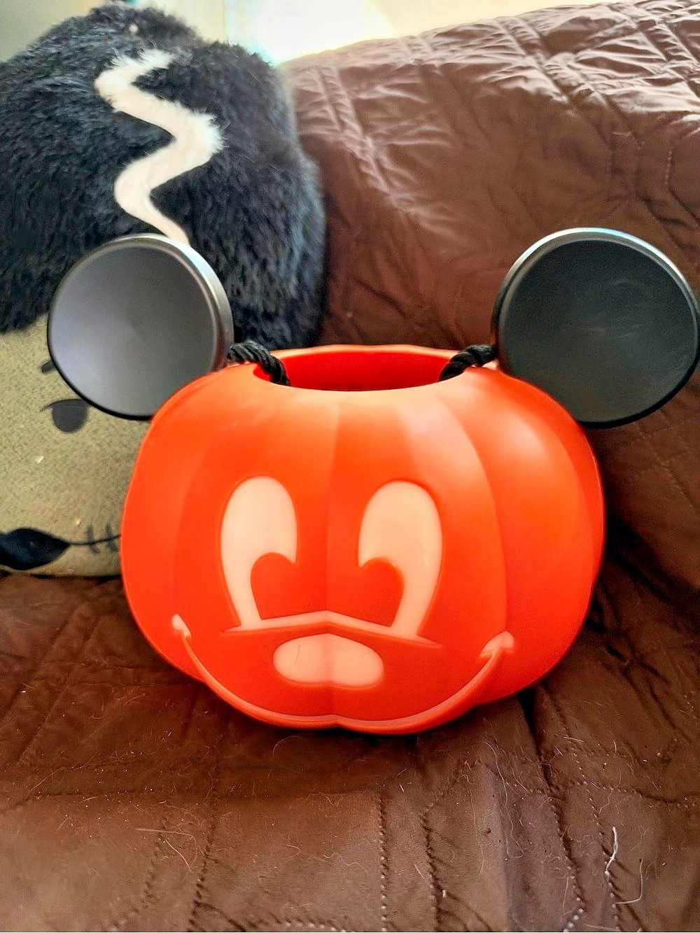 Disney Mickey Mouse Halloween Pumpkin Light-Up Trick or Treat Bucket Halloween